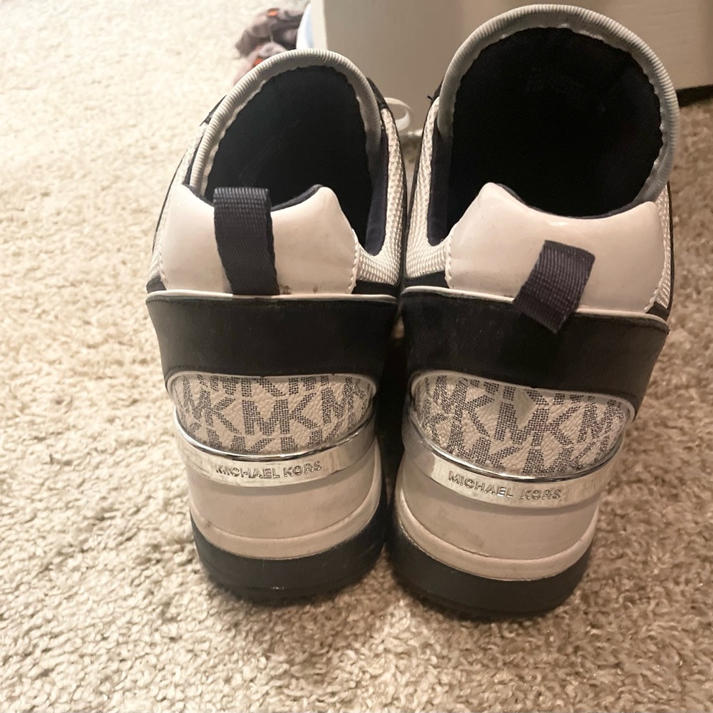 Michael Kors - Georgie  Logo and Leather Trainer - Picture 3 of 4